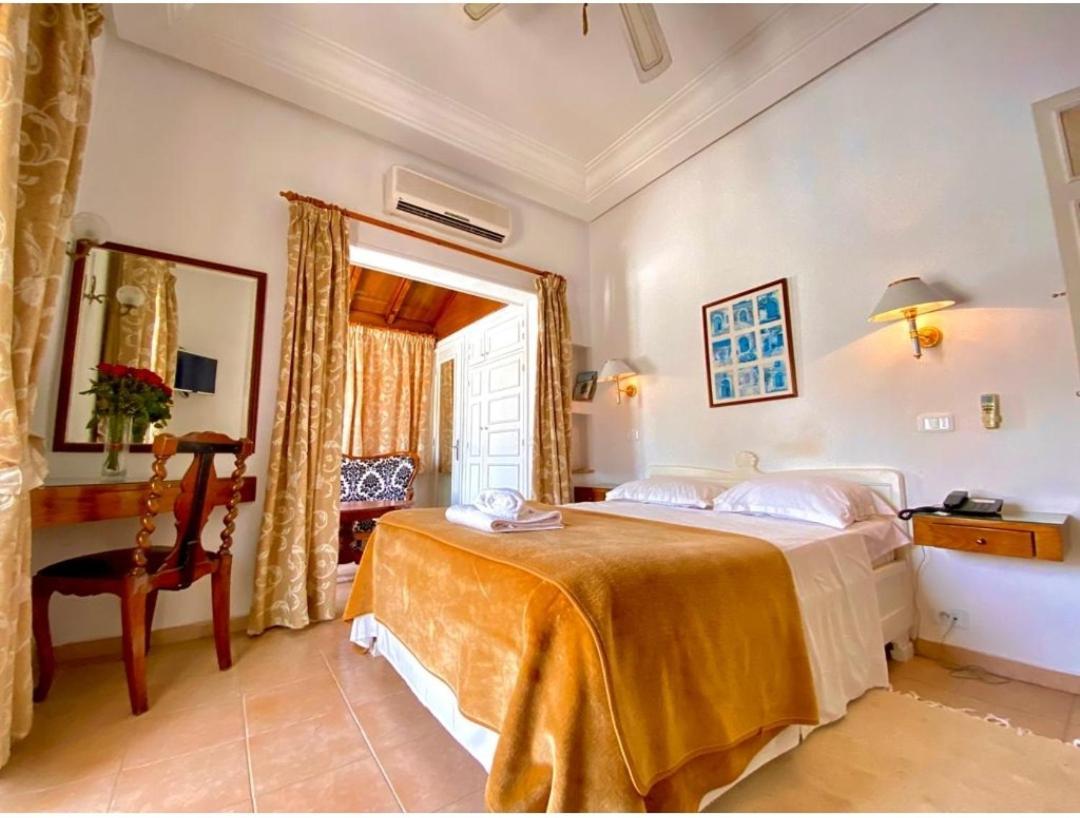 Plaza Corniche Hotel La Marsa Eksteriør billede